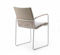Стул с подлокотниками Talos фабрика Leolux