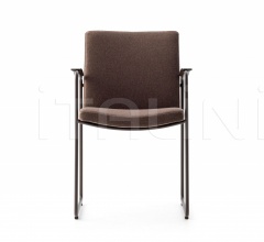 Стул с подлокотниками Talos фабрика Leolux