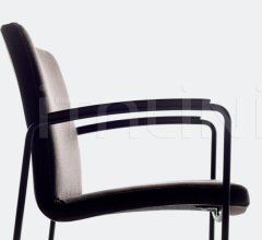 Стул с подлокотниками Talos фабрика Leolux