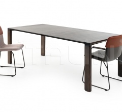 Стол обеденный Yama фабрика Leolux