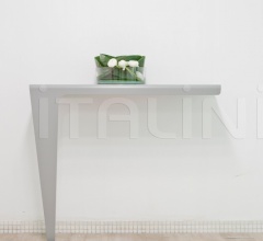 Консоль Lama фабрика Memedesign