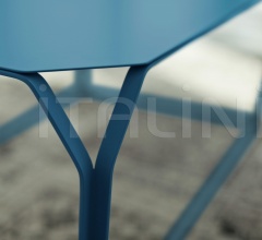 Журнальный столик Tray 3 фабрика Memedesign