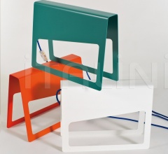 Настольный светильник Piega фабрика Memedesign