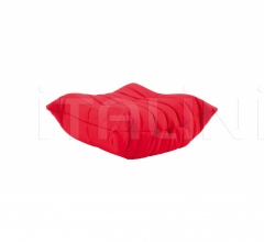 Кресло Togo Кресло Togo фабрика Ligne Roset