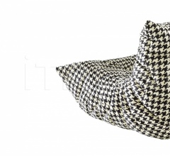 Кресло Togo Кресло Togo фабрика Ligne Roset