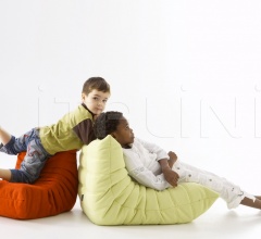 Кресло Mini Togo Кресло Mini Togo фабрика Ligne Roset