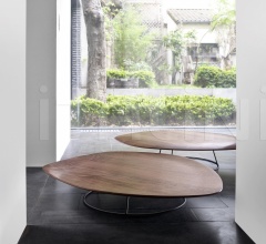 Итальянские Столики - Кофейный столик Pebble фабрика Ligne Roset