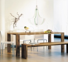 Стол обеденный Eaton Стол обеденный Eaton фабрика Ligne Roset