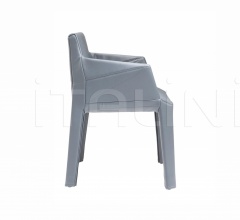 Стул с подлокотниками Facett Стул с подлокотниками Facett фабрика Ligne Roset