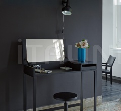 Стул Ike Стул Ike фабрика Ligne Roset