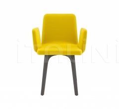 Стул с подлокотниками Vik Стул с подлокотниками Vik фабрика Ligne Roset