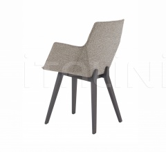 Стул с подлокотниками Elsa Стул с подлокотниками Elsa фабрика Ligne Roset