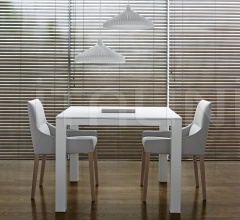 Стул с подлокотниками Long Island Стул с подлокотниками Long Island фабрика Ligne Roset