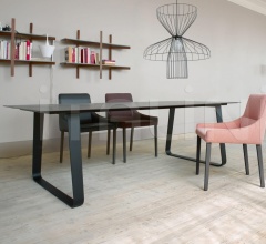 Стул с подлокотниками Long Island Стул с подлокотниками Long Island фабрика Ligne Roset