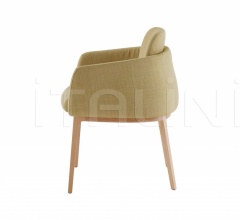 Стул с подлокотниками Tadao Стул с подлокотниками Tadao фабрика Ligne Roset