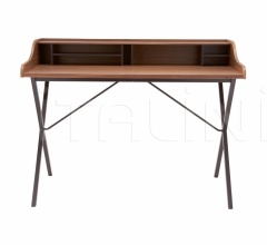 Письменный стол Ursuline Письменный стол Ursuline фабрика Ligne Roset