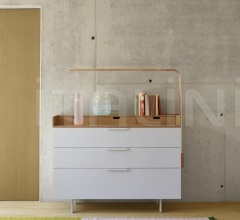 Итальянские Настольные светильники - Настольный светильник Quille Итальянские Настольные светильники - Настольный светильник Quille фабрика Ligne Roset