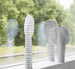 Итальянские Настольные светильники - Настольный светильник Paper Lamp Итальянские Настольные светильники - Настольный светильник Paper Lamp фабрика Ligne Roset