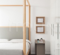 Тумбочка Cuatro фабрика Punt