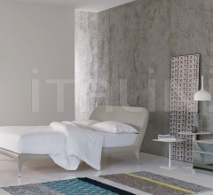 Двуспальная кровать Guia Двуспальная кровать Guia фабрика Flou