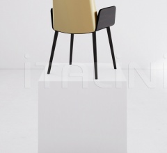 Стул с подлокотниками Hug Стул с подлокотниками Hug фабрика Punt