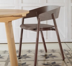 Стул с подлокотниками Mava Стул с подлокотниками Mava фабрика Punt