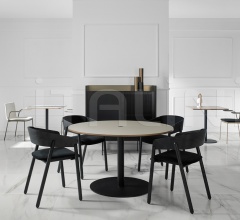 Стул с подлокотниками Mava Стул с подлокотниками Mava фабрика Punt