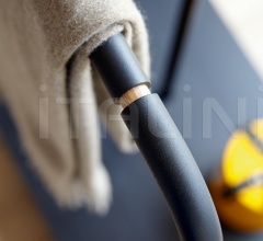 Вешалка Platel фабрика Punt