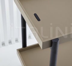 Сервировочный столик Mai Tai фабрика Punt