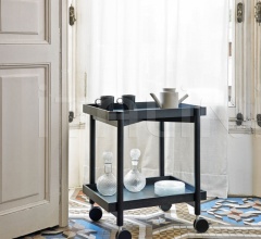 Сервировочный столик Mai Tai фабрика Punt