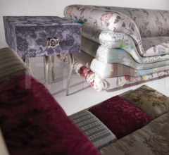 Столик Flower FLOW-05f Столик Flower FLOW-05f фабрика JC Passion