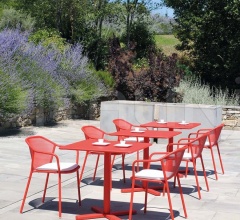 Стол обеденный Darwin 529 Стол обеденный Darwin 529 фабрика Emu