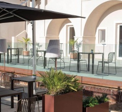 Кашпо Patchwall 2042 фабрика Emu