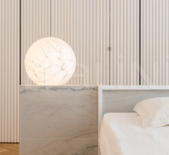 Итальянские Настольные светильники - Настольный светильник MOON T Итальянские Настольные светильники - Настольный светильник MOON T фабрика Davide Groppi