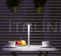 Итальянские Настольные светильники - Настольный светильник 7TETATET Итальянские Настольные светильники - Настольный светильник 7TETATET фабрика Davide Groppi