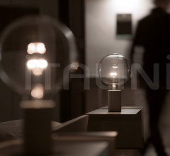 Итальянские Настольные светильники - Настольный светильник EDI SON Итальянские Настольные светильники - Настольный светильник EDI SON фабрика Davide Groppi