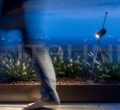 Итальянские Уличные светильники - Напольный светильник GRILLO Итальянские Уличные светильники - Напольный светильник GRILLO фабрика Davide Groppi