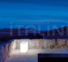 Итальянские Уличные светильники - Напольный светильник LENTA Итальянские Уличные светильники - Напольный светильник LENTA фабрика Davide Groppi