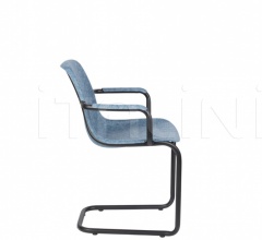 Стул с подлокотниками Thirsty фабрика Zuiver