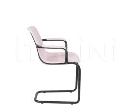 Стул с подлокотниками Thirsty фабрика Zuiver