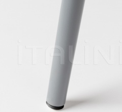 Стул с подлокотниками Albert Kuip Garden фабрика Zuiver