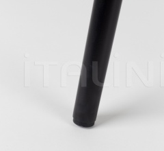 Стул с подлокотниками Albert Kuip Garden фабрика Zuiver