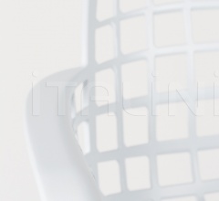 Стул с подлокотниками Albert Kuip Garden фабрика Zuiver