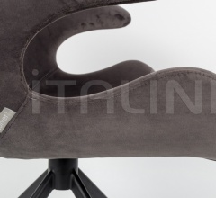 Стул с подлокотниками Mia фабрика Zuiver