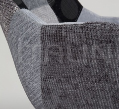 Стул с подлокотниками Twelve фабрика Zuiver