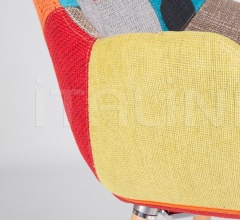 Стул с подлокотниками Twelve фабрика Zuiver