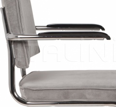 Стул с подлокотниками Ridge Rib фабрика Zuiver