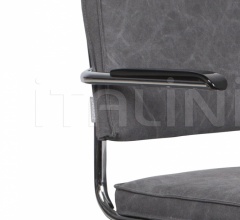 Стул с подлокотниками Ridge Kink Vintage фабрика Zuiver