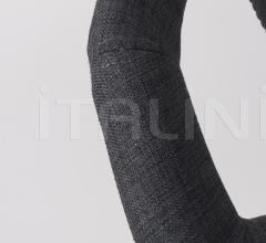 Стул с подлокотниками Flexback фабрика Zuiver