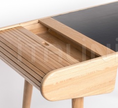 Письменный стол Barbier Natural фабрика Zuiver